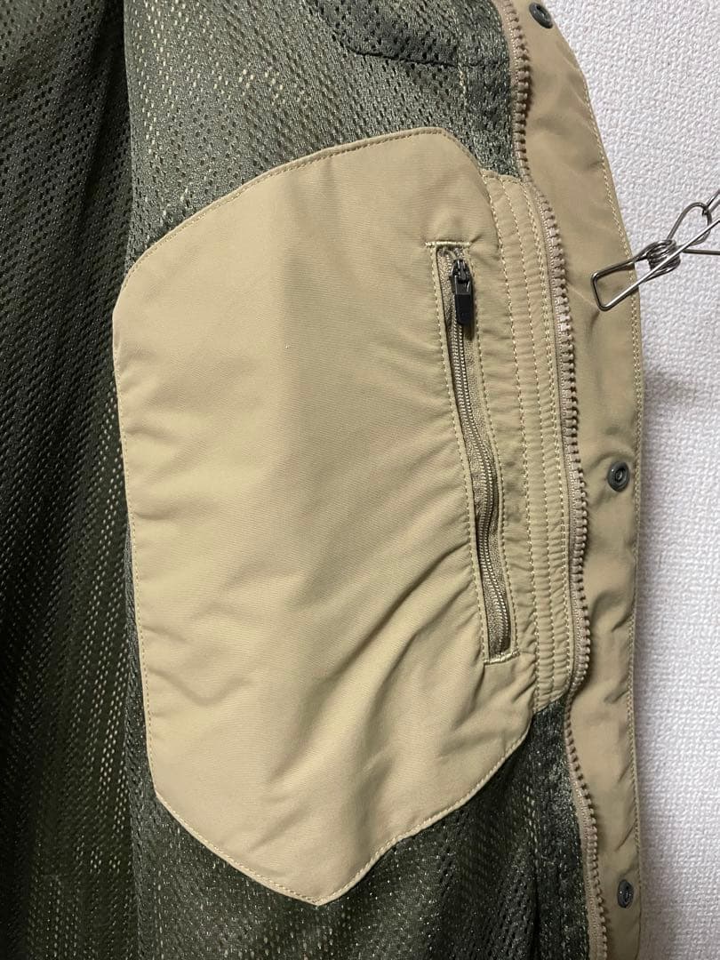 パタゴニア　ベージュ マウンテンパーカー