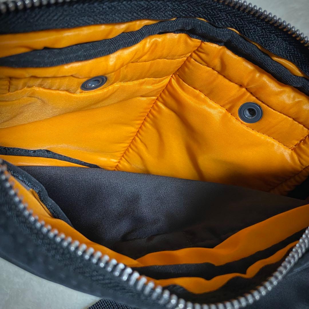 【極美品】 PORTER TANKERタンカー ボディバッグ コブラバックル