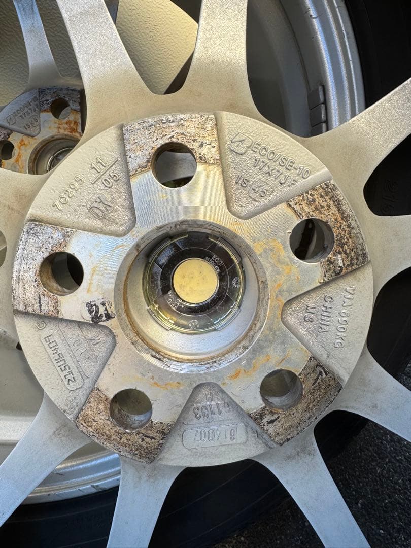 【送料込み】215/50R17／エコフォルム／ブルーアース／2022年製