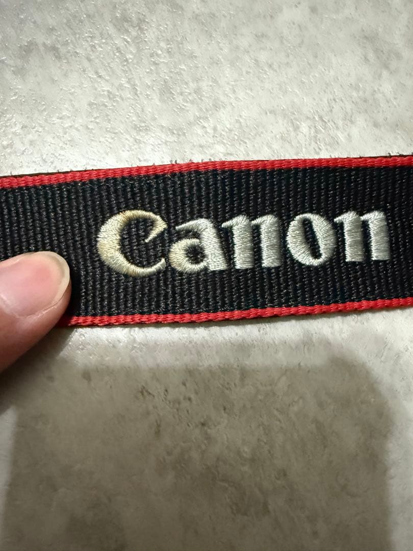 Canon EOS Kiss X10デジタル一眼レフ レンズセット