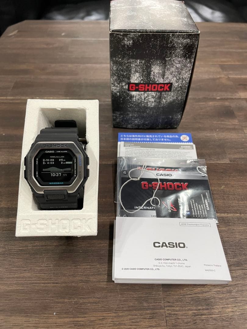 美品 カシオ G-SHOCK GBX-100-1DR C007117