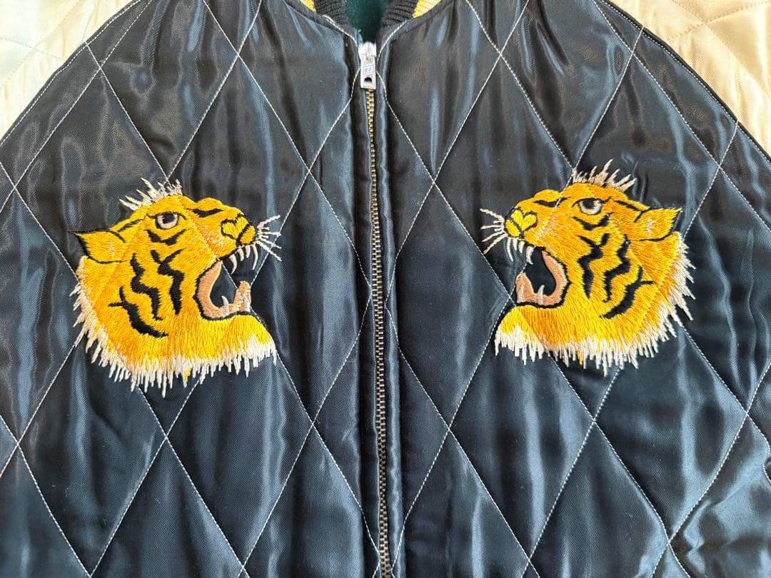 【格安最終価格！希少美品】　　　　　　　　　　　東洋スーベニア別珍　鷹×日本地図