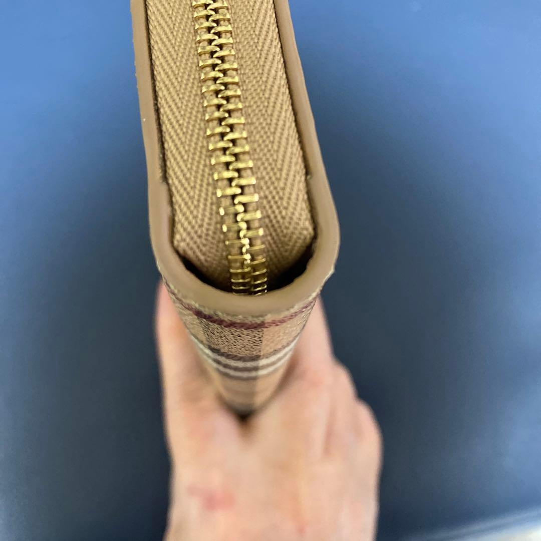 BURBERRY チェック柄 長財布