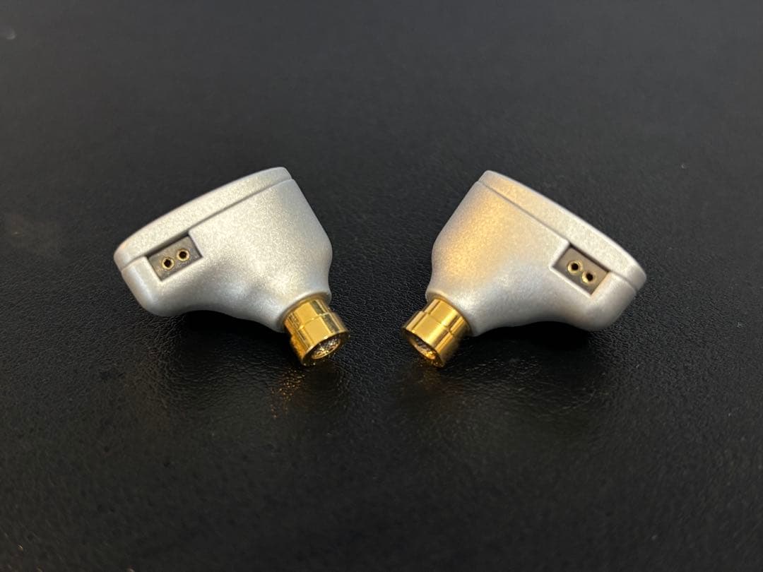 【美品】moondrop aria2　有線イヤホン