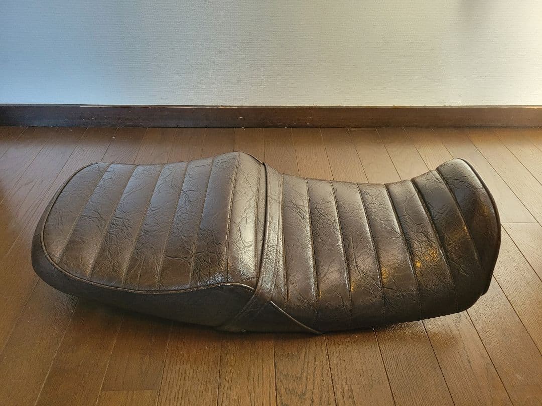 荒*司様 XJR1200　1300 バイクシート 合成皮革 ブラウン千葉