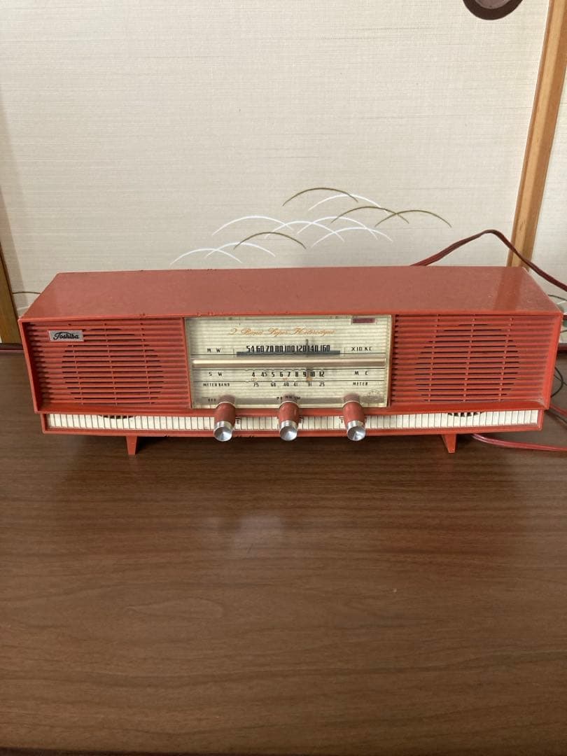 東芝　ラジオToshiba 5YC-556 昭和レトロ