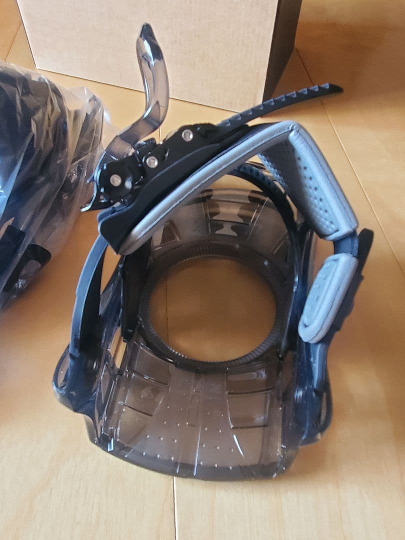 キッズ Burton ミニグロム ディスク スノーボードバインディング