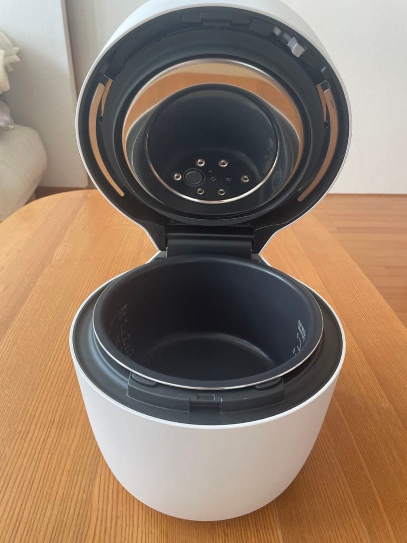 Panasonic SR-R10B炊飯器 ホワイト