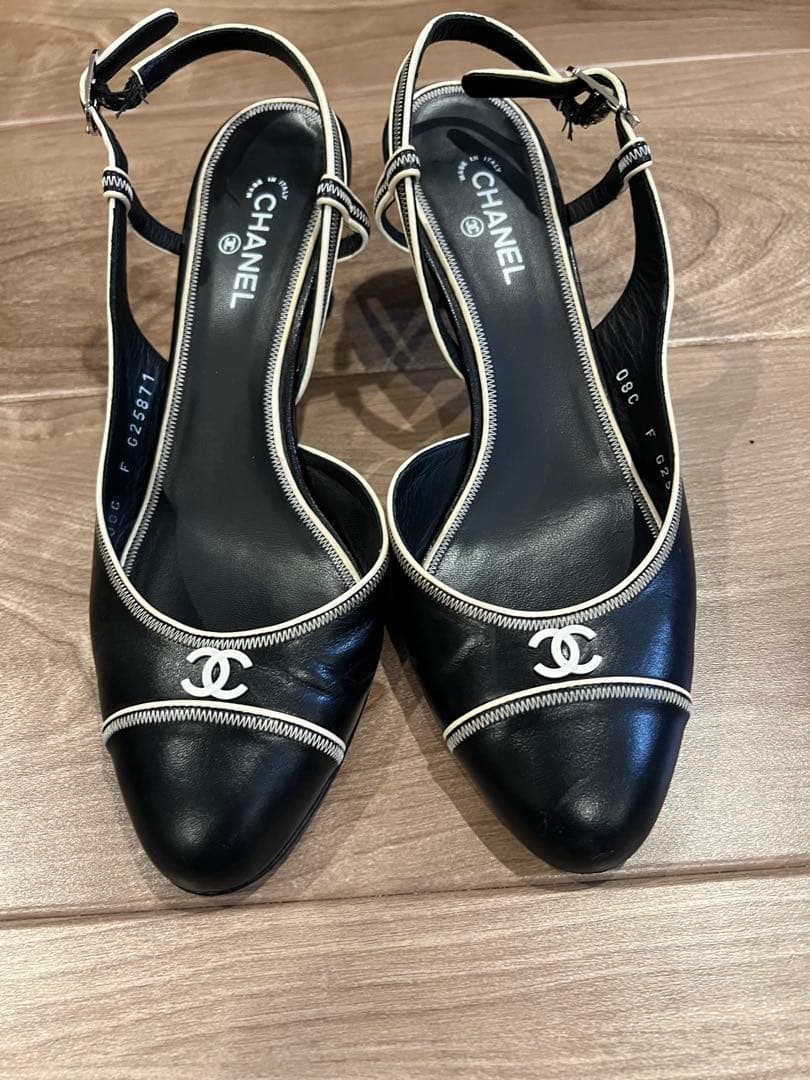 CHANEL ブラック スリングバックパンプス