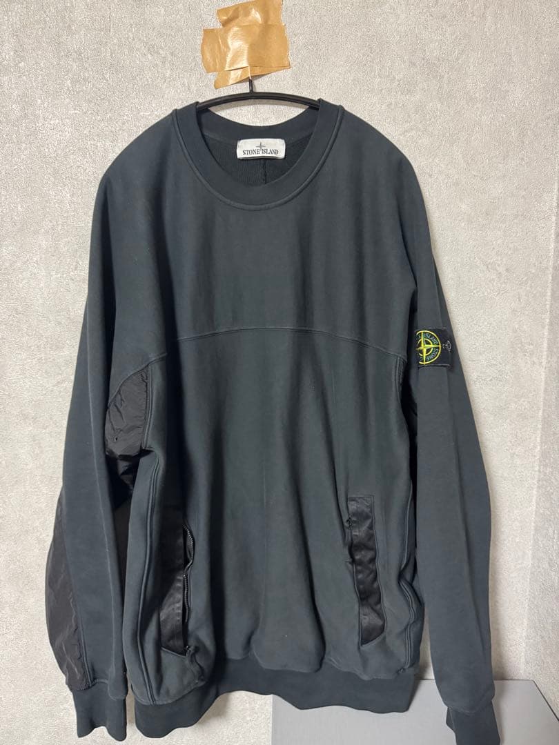 STONE  ストーンアイランド スウェットシャツ