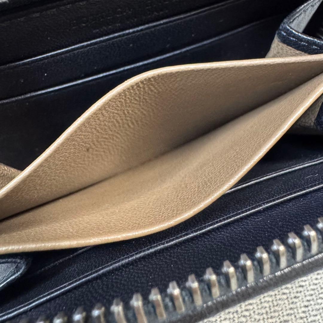 ボッテガ ヴェネタ イントレチャート ラウンドファスナー ケース