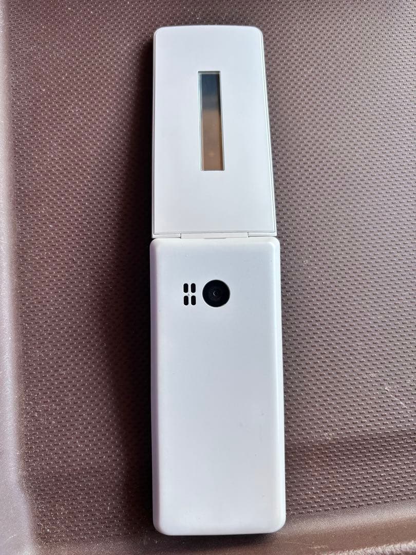 綺麗です。AQUOSケータイ4 A206SH SIMフリー