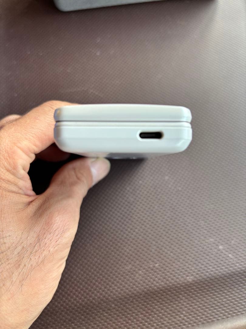 綺麗です。AQUOSケータイ4 A206SH SIMフリー