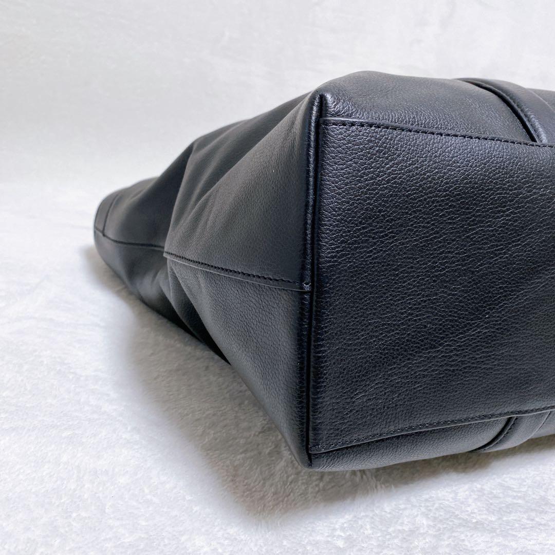 美品　COACHコーチ　メトロポリタン　トートバッグ　レザー　オールブラック　黒