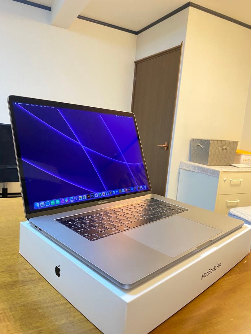 美品 MacBook Pro 16インチ i9 32GB/1TB CAD設計