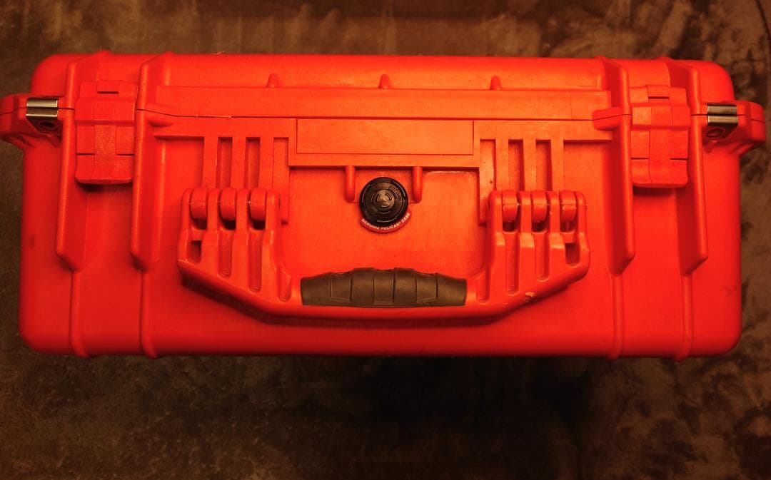 ペリカン ペリカンケース 1550 オレンジ 中型 防水