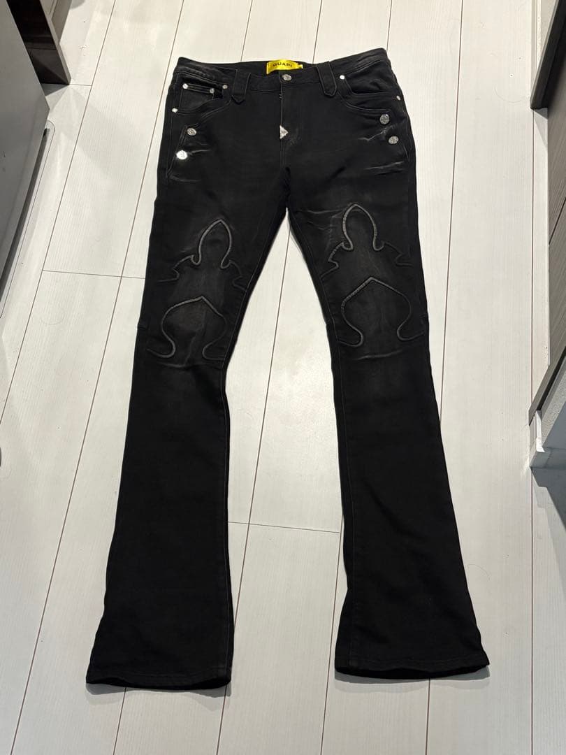 パンツ GUAPI / obsidian black sanctum denim