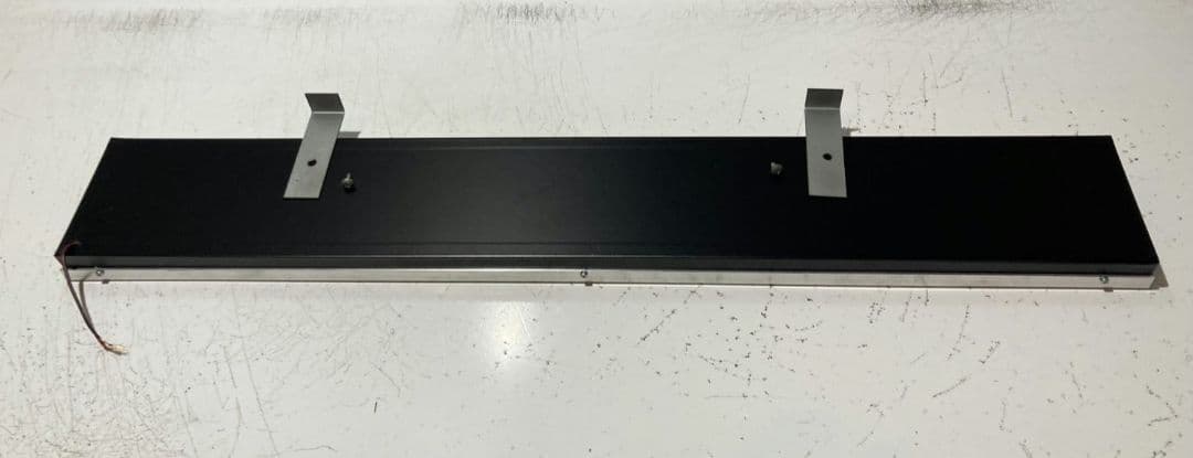 ワンマンアンドン797カーテンレール挟み込み取り付け仕様