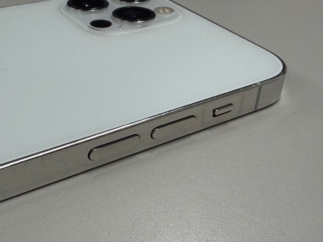 【美品】iPhone12Pro 512GB シルバー／動作良好・89％ 本体のみ