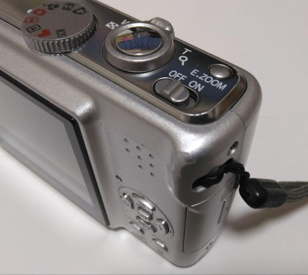 【中古デジカメ】パナソニック LUMIX ルミックス DMC-LS75