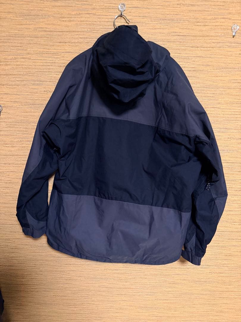 るー　02s Patagonia ストームジャケット　Lサイズ　紺×灰
