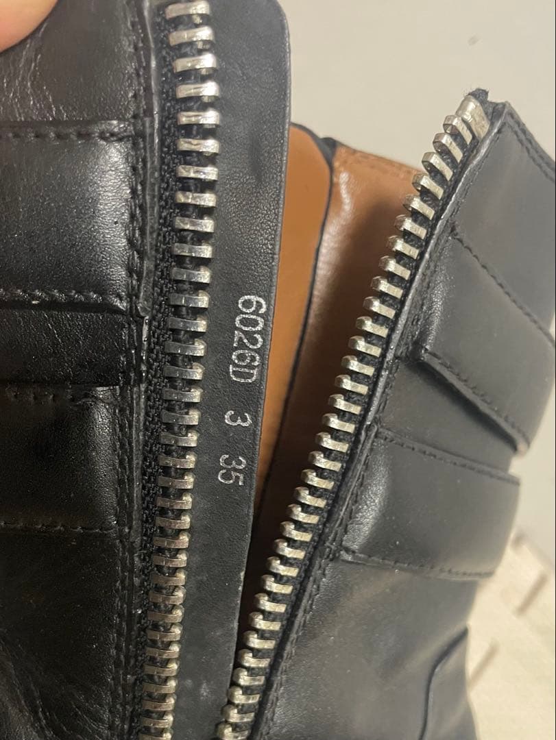 イタリア製GIVENCHYジバンシーWベルトジッパーブーツ35レザー黒