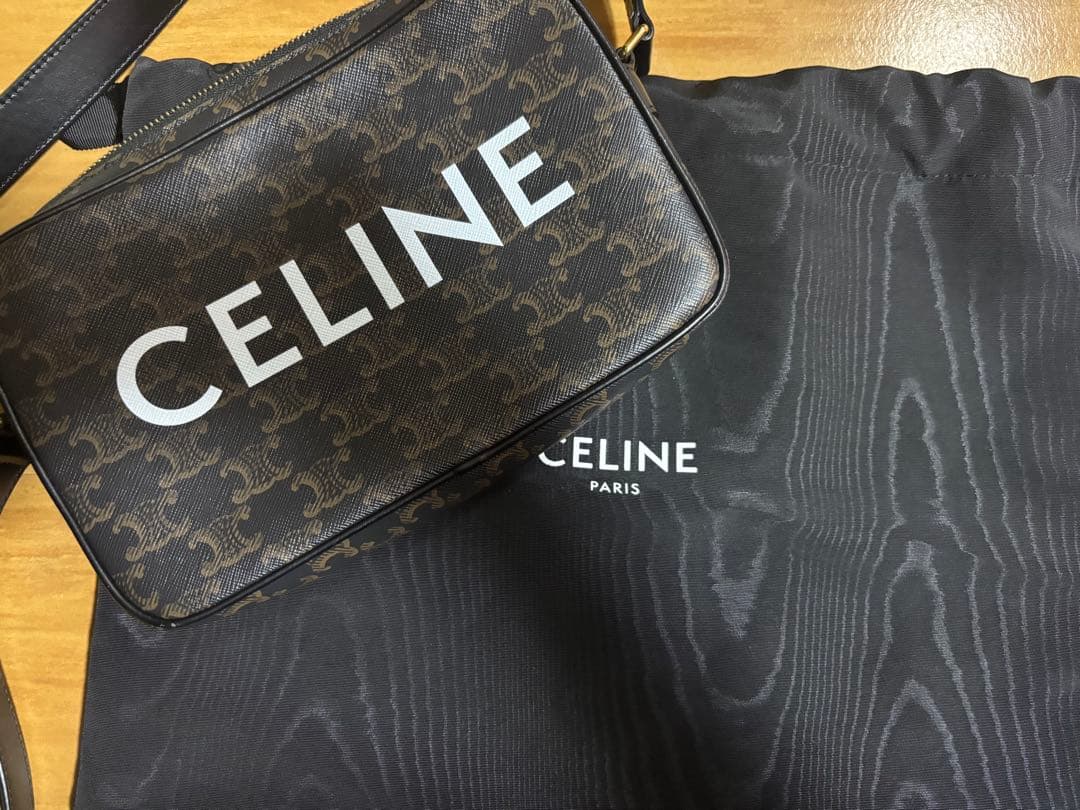 確実正規品　celine セリーヌ　メッセンジャーバッグ
