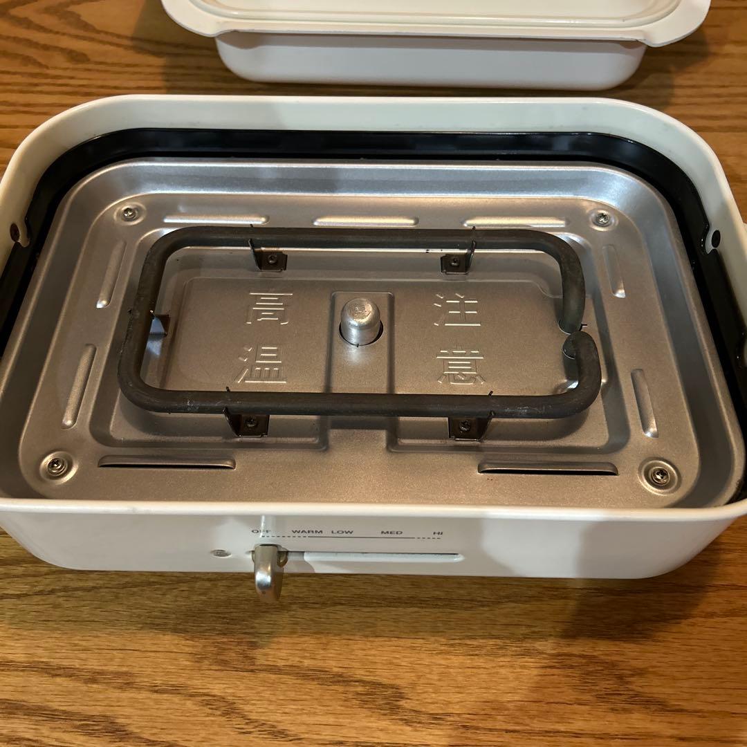 BRUNO コンパクトホットプレート ホワイト 深鍋、たこ焼きプレート付き