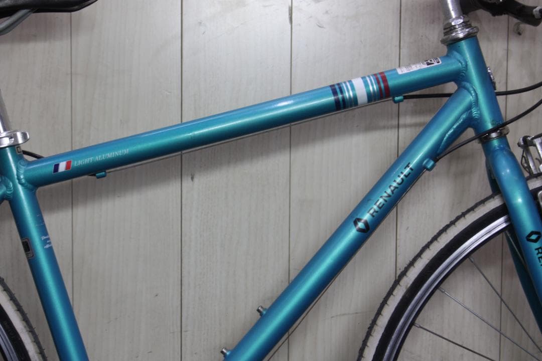 b*g様 定価43,856円ルノー700C シマノ6速アルミ 440mm クロス