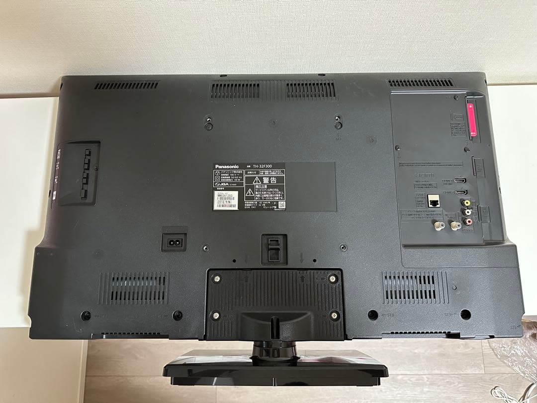 Panasonic TH-32F300 32インチテレビ 2018年製