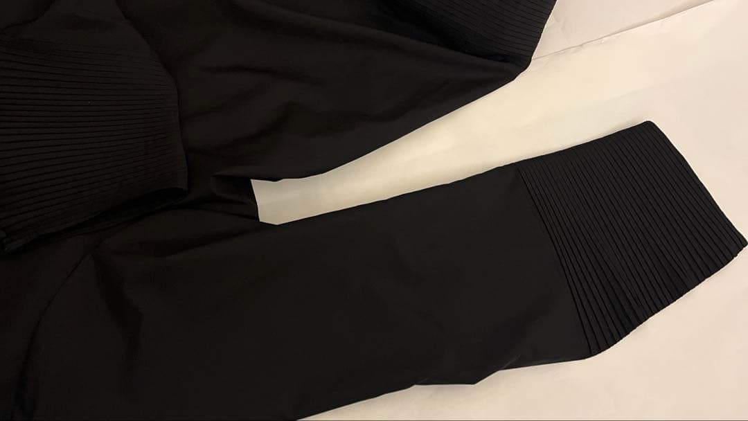 ISSEY MIYAKE ブラック 長袖シャツ