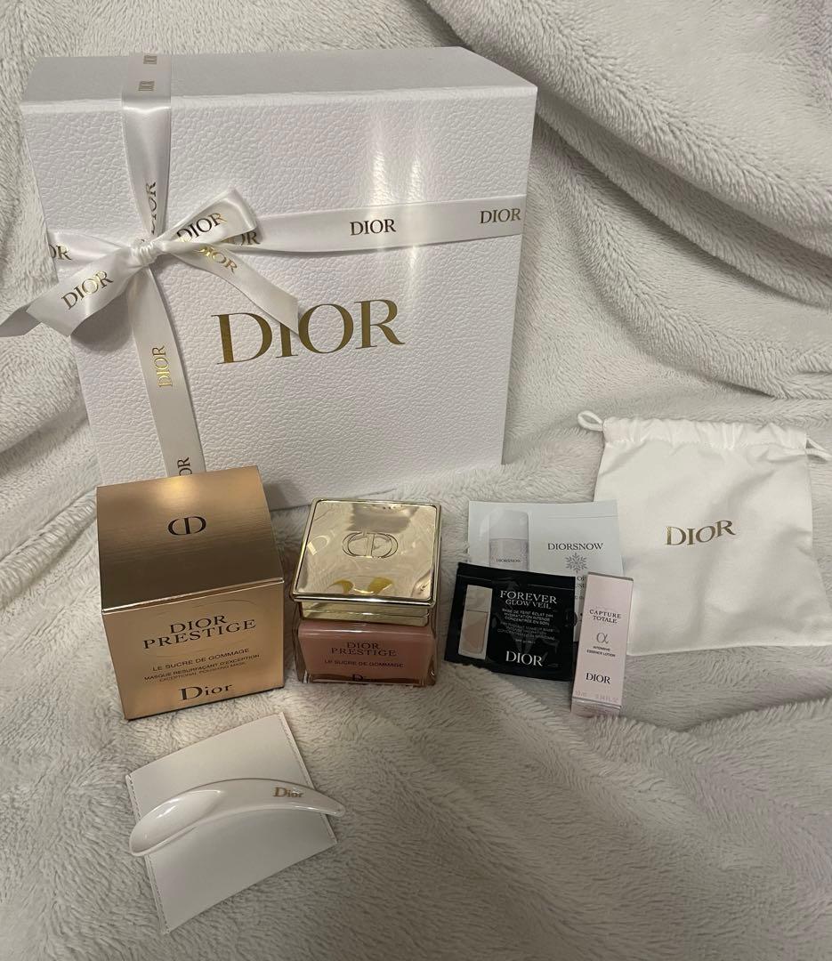 DIOR プレステージ　ル　ゴマージュ 化粧水 ファンデーション付き ギフト