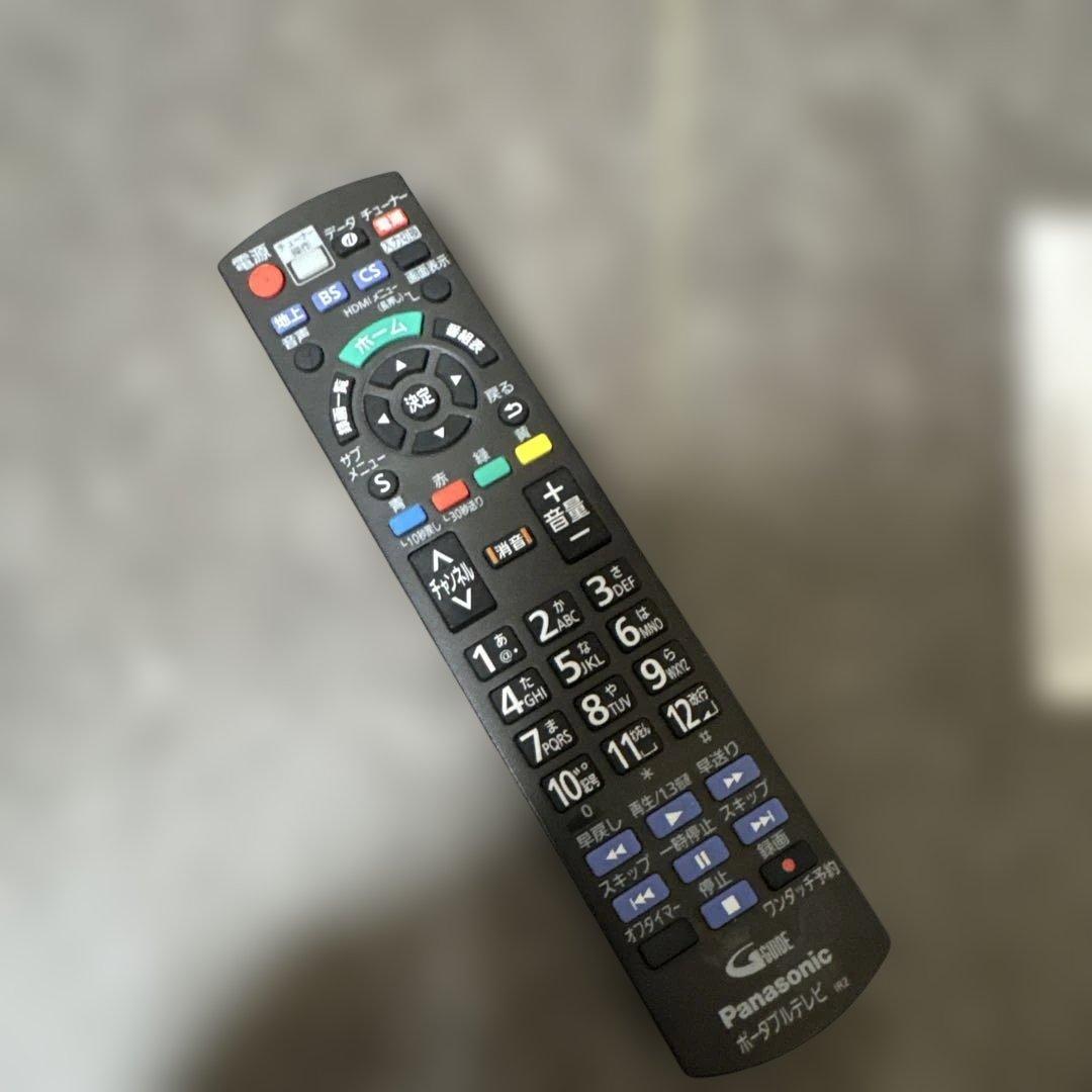 Panasonic 19インチ　テレビ UN-19F7D