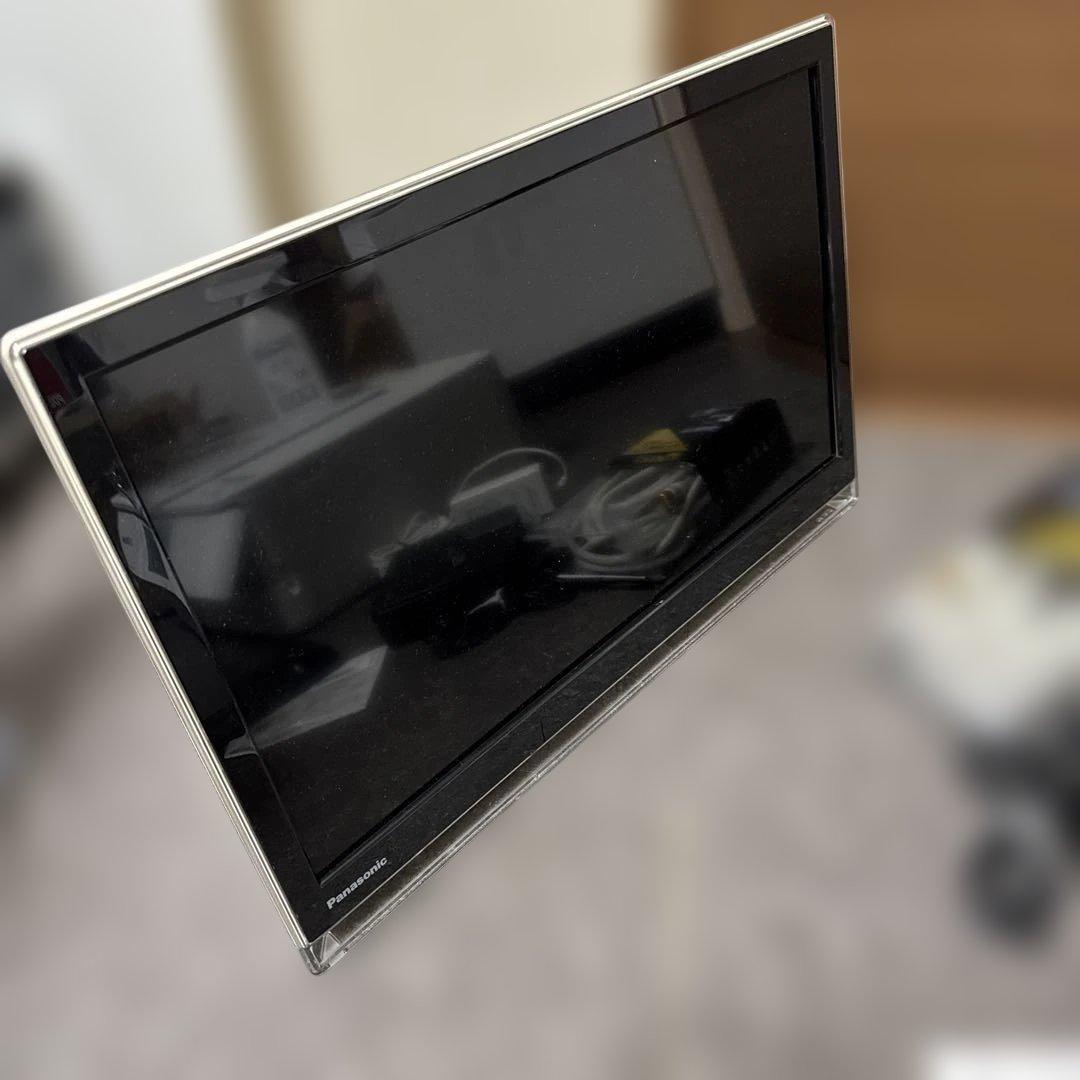 Panasonic 19インチ　テレビ UN-19F7D