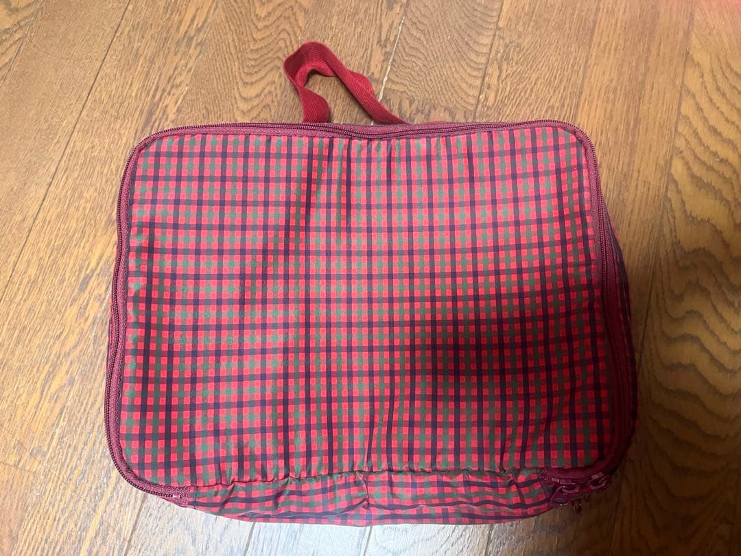 ファミリア　お出かけポーチ　トラベルポーチ　ケース