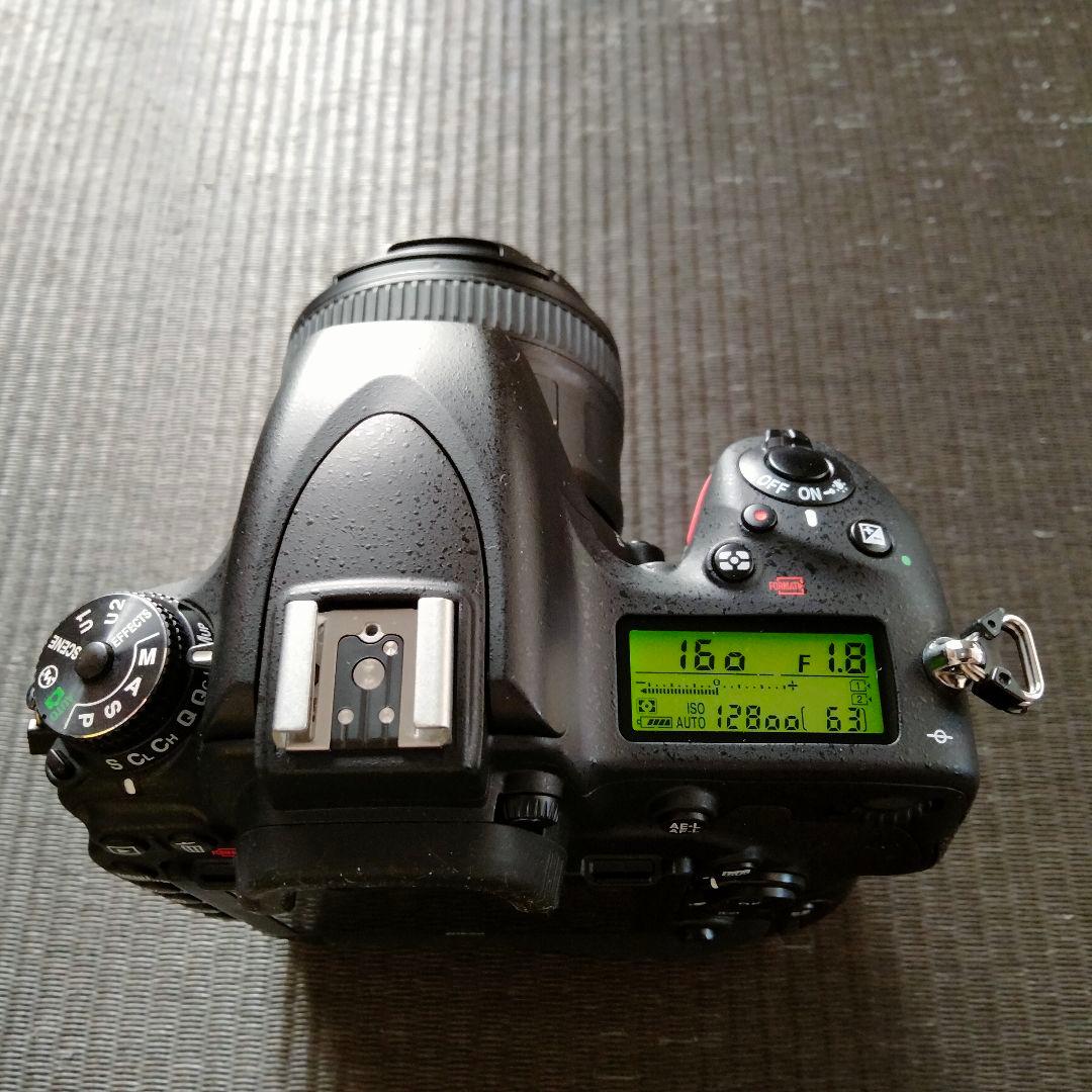 ニコン整備済D750 バッテリーパックと単焦点レンズのセット　ショット数5173