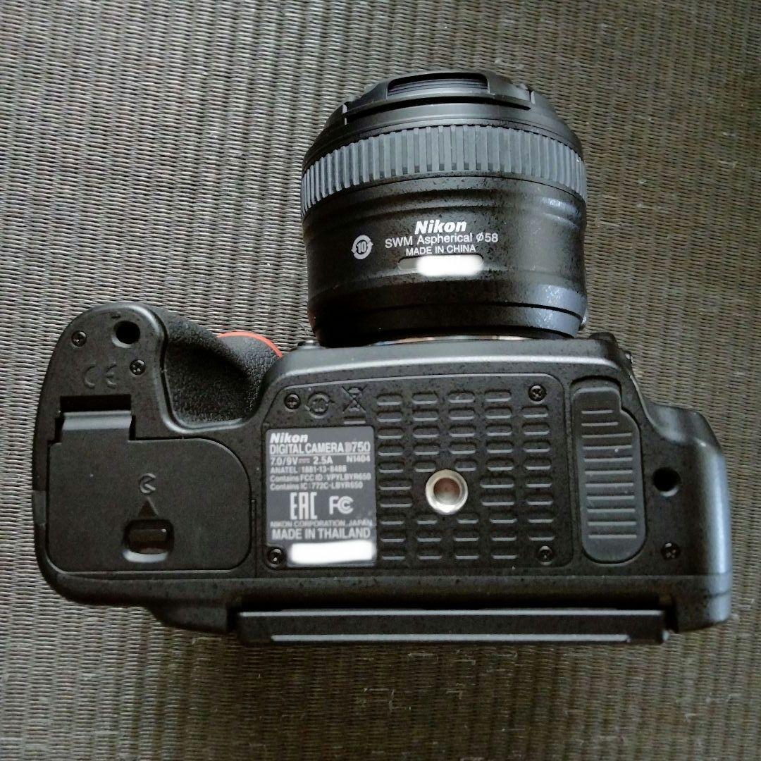 ニコン整備済D750 バッテリーパックと単焦点レンズのセット　ショット数5173