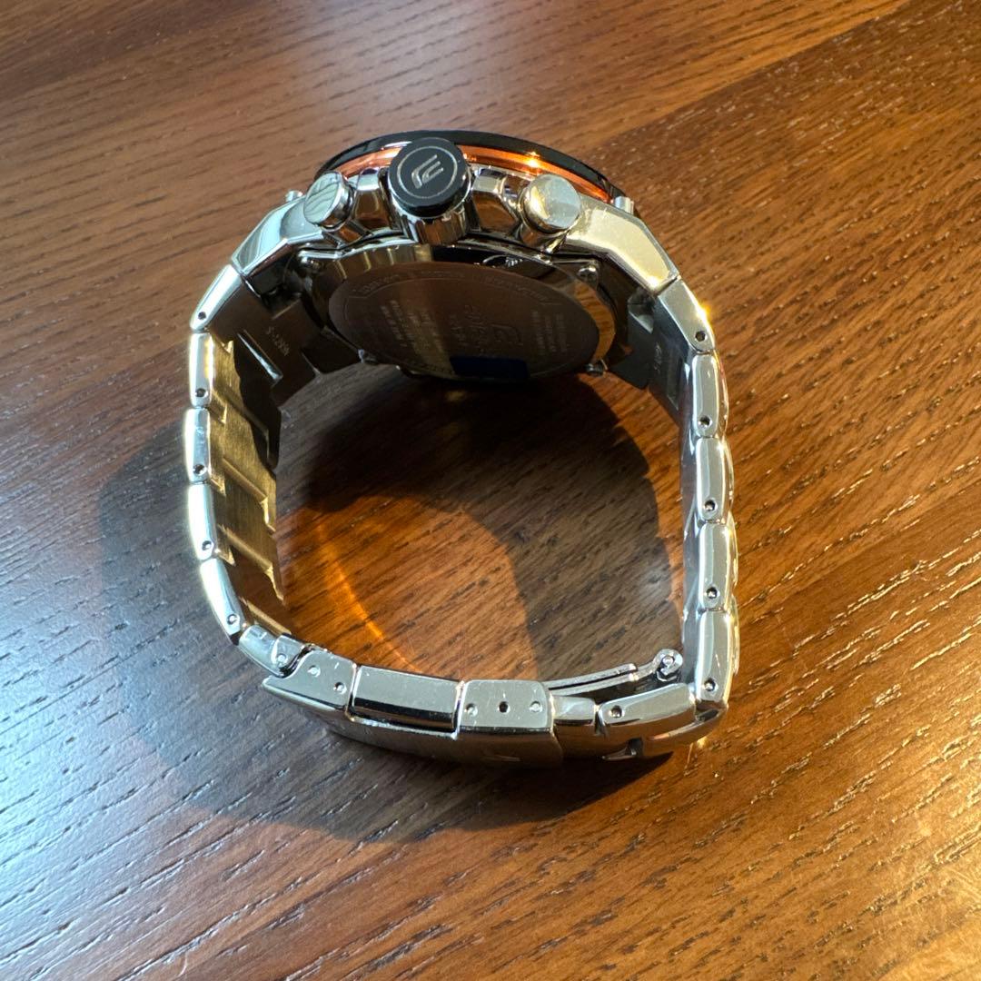 【手首の太い方】　カシオ　エディフィス　EQW-A1000DB-1AJF