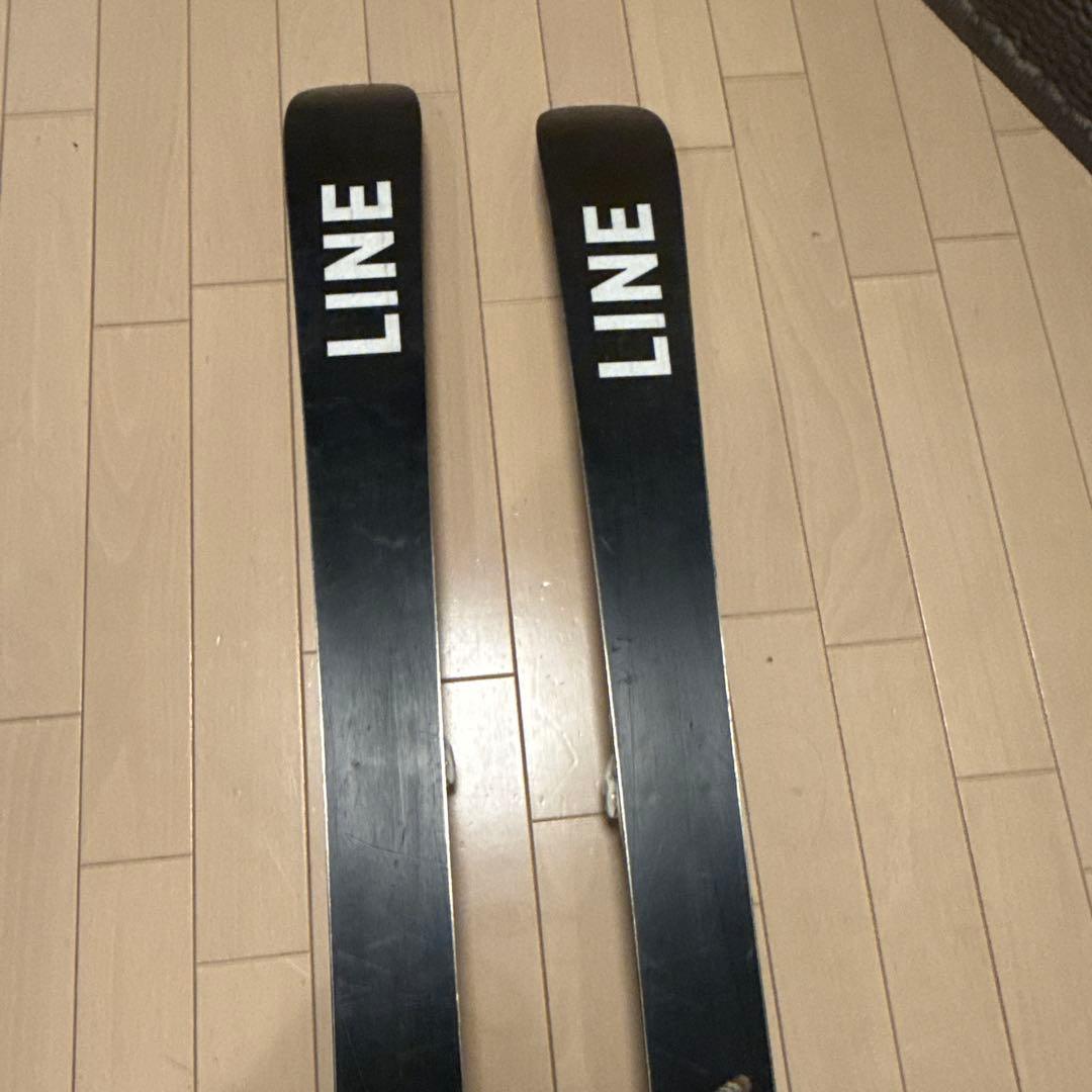 LINE Tom Wallisch Shorty 139cm スキー板　ジュニア