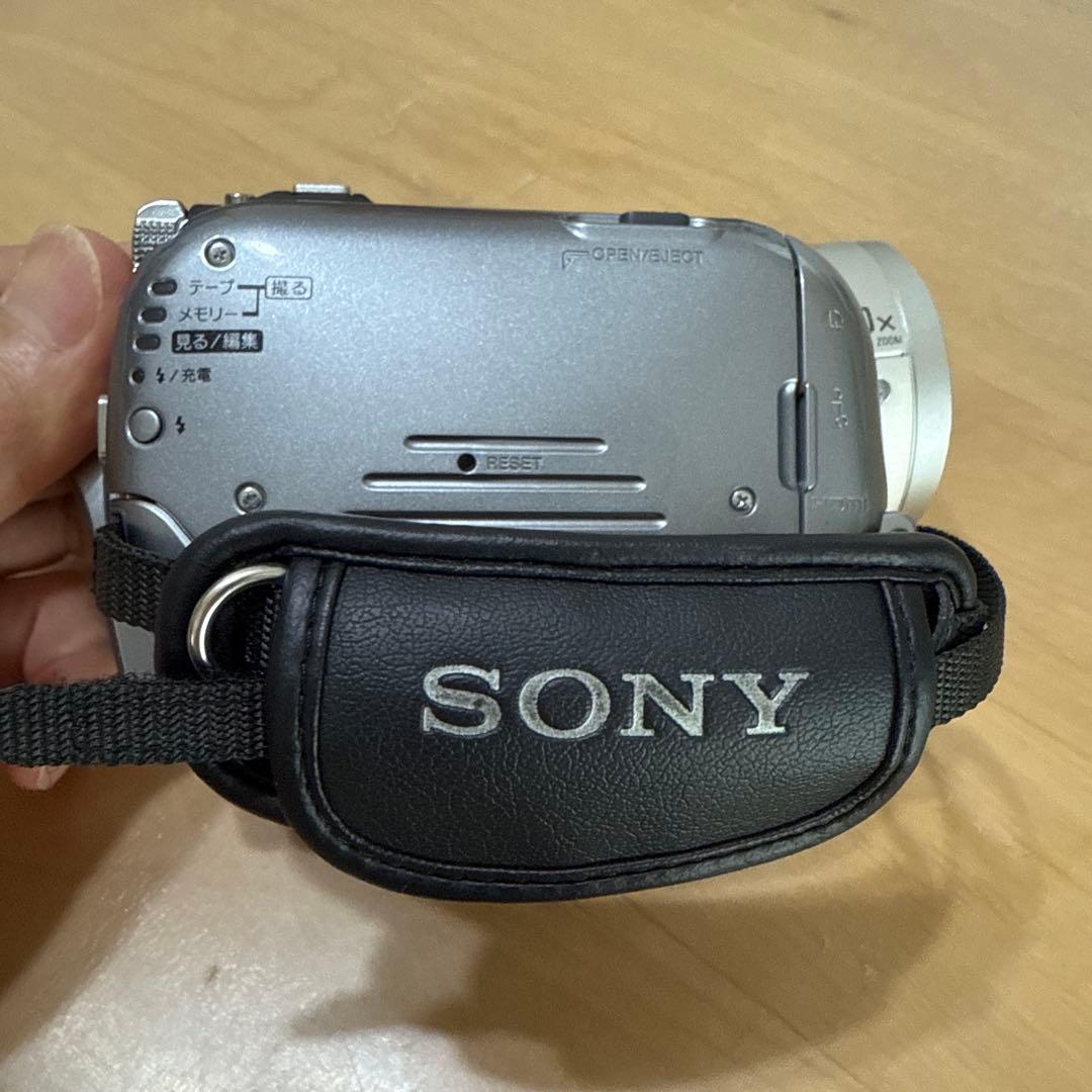 Sony HDR-HC3 ハンディカム 本体　バッテリー2個