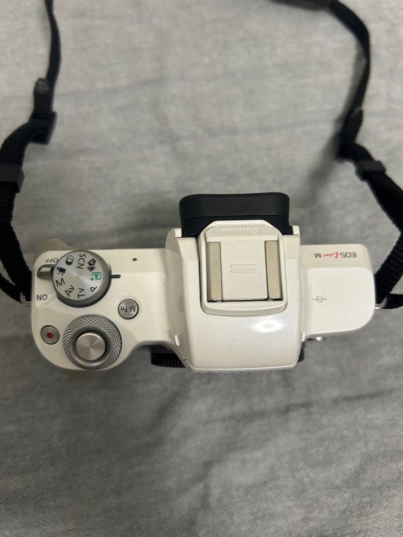 デジタルカメラ canon eos kiss m
