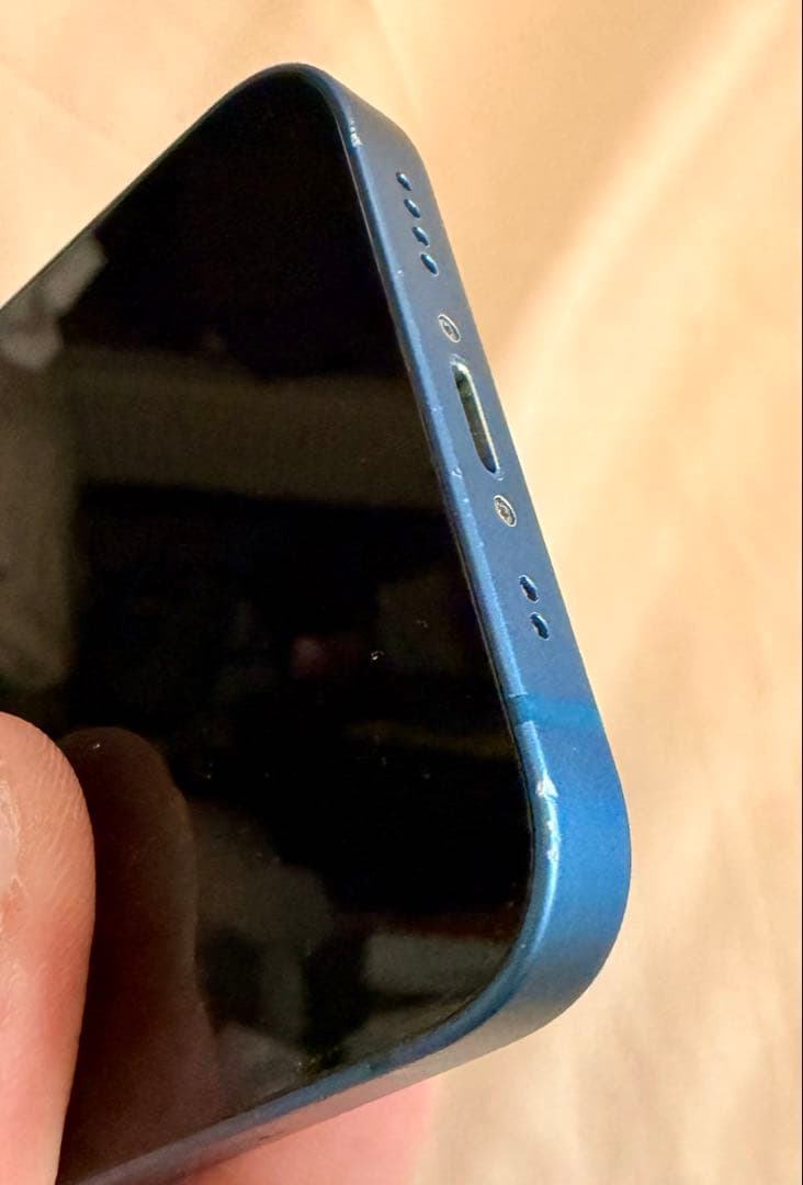 Apple iPhone 13 mini 青　ケース付