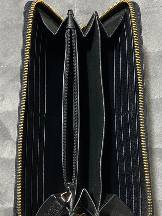 Yves Saint Laurent 長財布