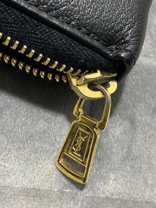 Yves Saint Laurent 長財布