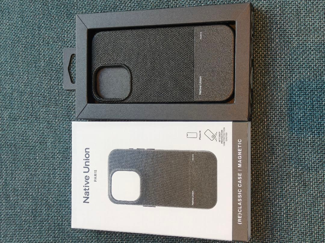 iPhone 16 128gb 本体 + ケース