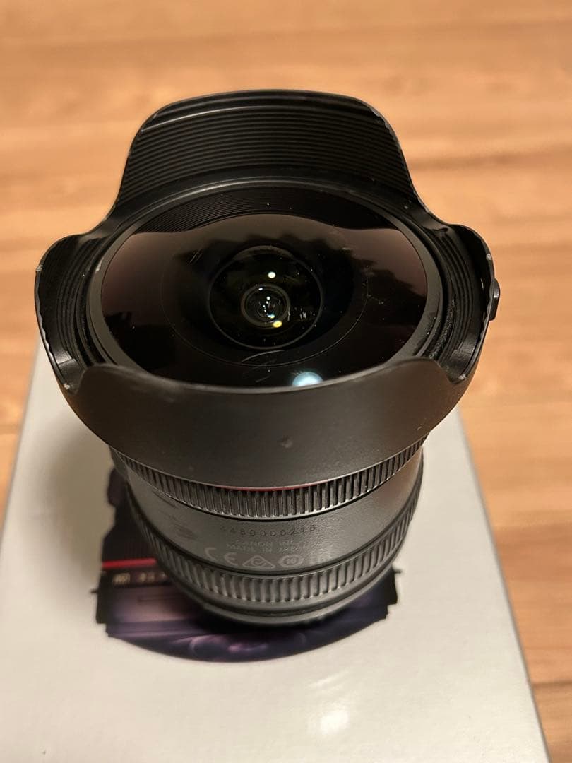 Canon EF 8-15mm f/4L USM フィッシュアイレンズ