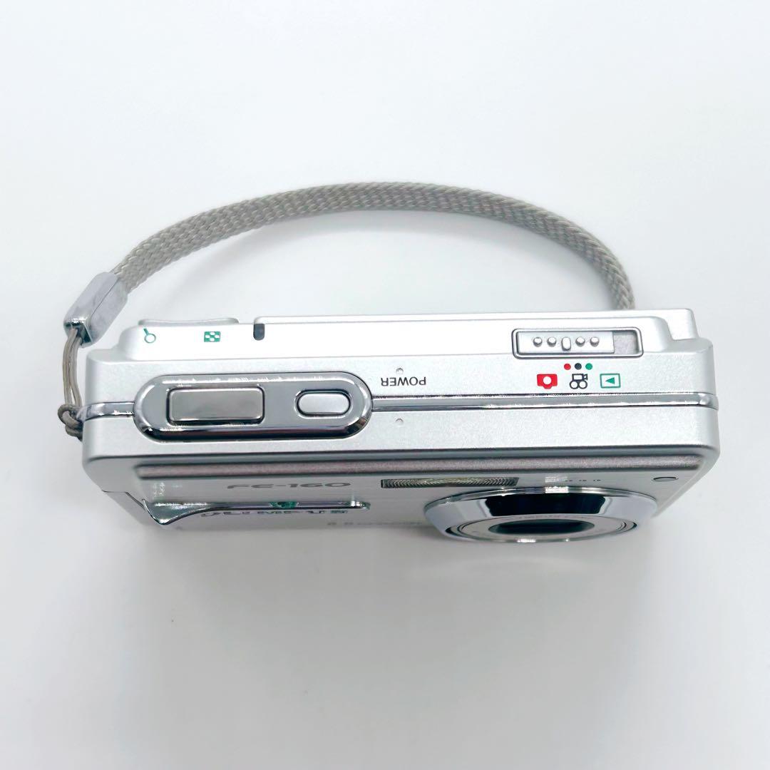 OLYMPUS オリンパス FE-160 シルバー 箱・充電器あり 動作確認済み