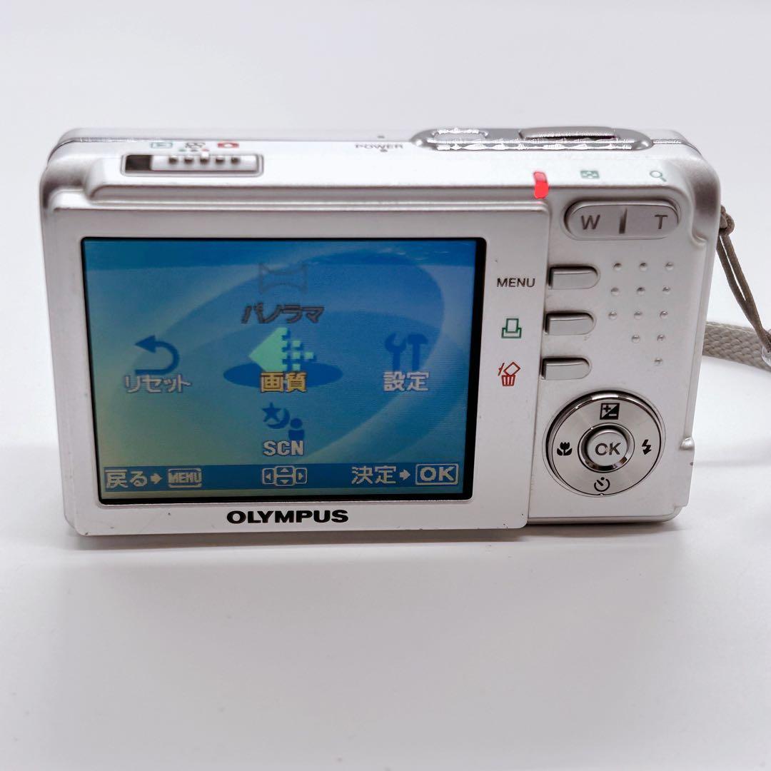 OLYMPUS オリンパス FE-160 シルバー 箱・充電器あり 動作確認済み