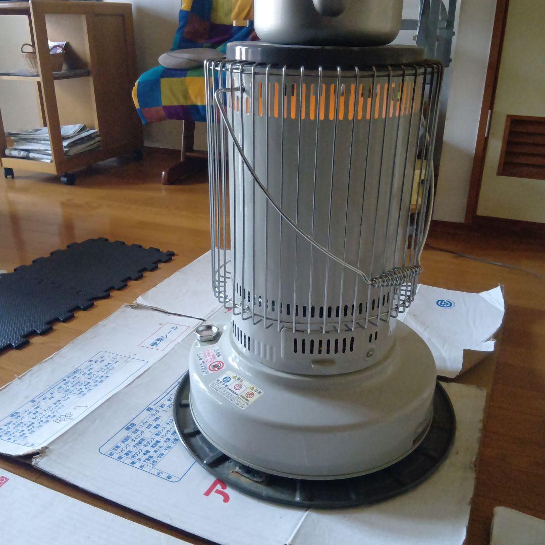 TOYOTOMI 大型石油ストーブ 点火窓付き2023年4月購入使用感あります