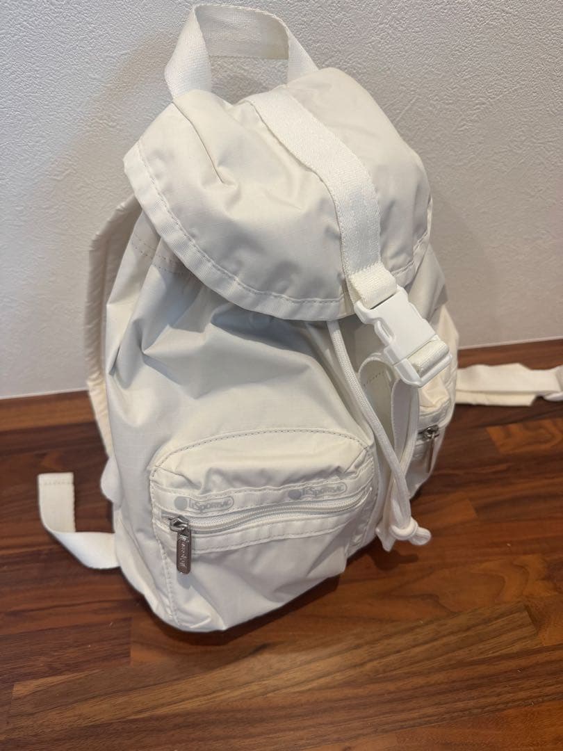 LeSportsac レスポートサック SMALL VOYAGER ホワイト
